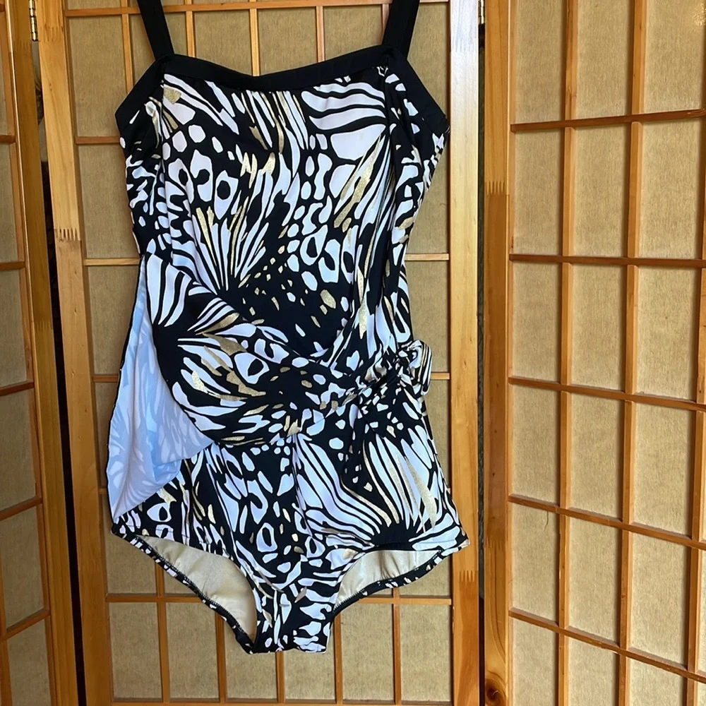 Maxine of Hollywood Swim Suit Sarong One Piece Bathing Suit - Picture 6 of 16
